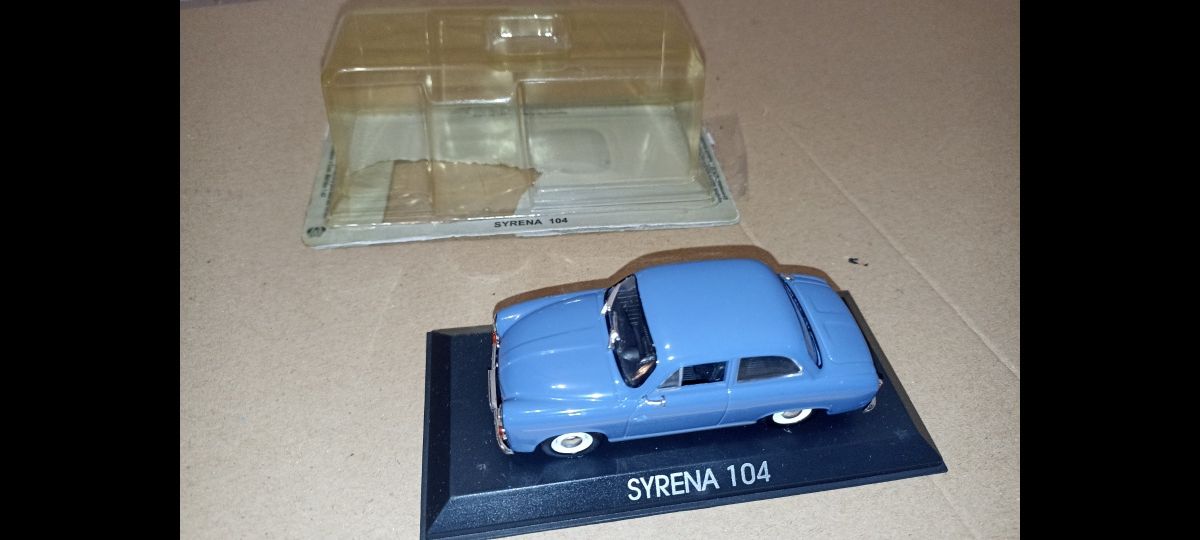 Model syrena 104 z blistrem  deagostini 1:43