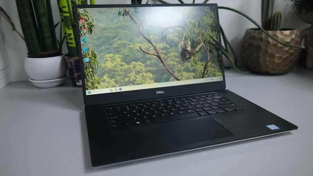 Dell Xps 15 7590 i7 - 9750H 16 gb ram 512 ssd GTX 1650  15.6 FHD
