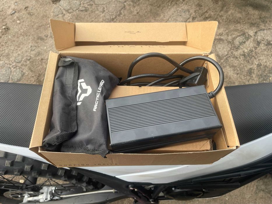 Електромотоцикл Arctic Leopard E-XT 700 72V60Ah