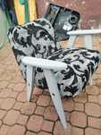 Fotel PRL Chierowski 366 Szara Eminencja po renowacji vintage loft