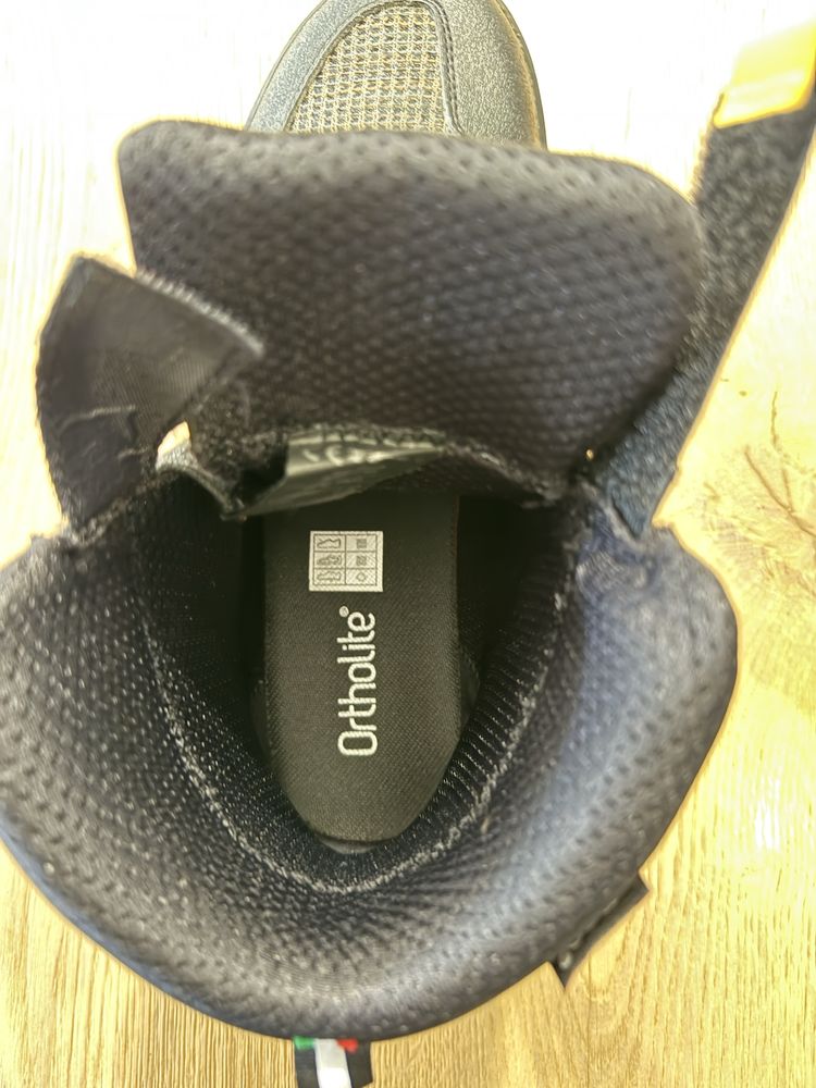 BOTAS NOVAS PARA MOTA 43