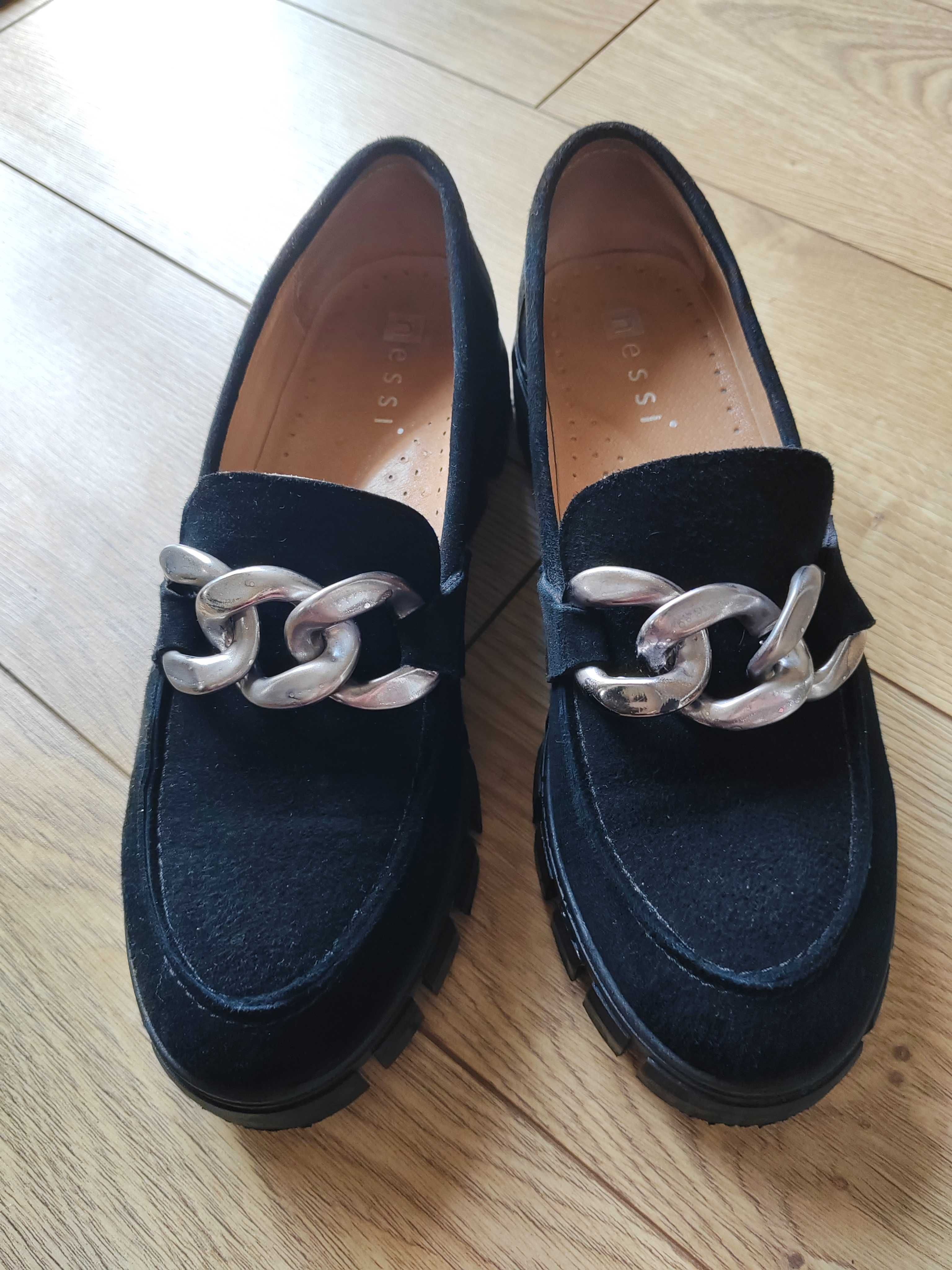 Loafersy Nessi, czarne