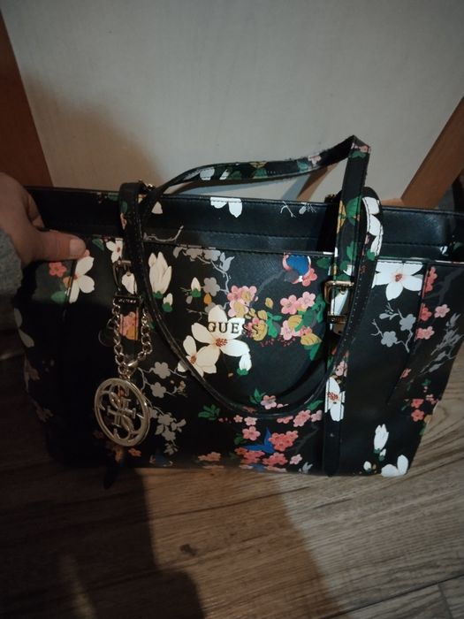 Torebka damska Guess duża