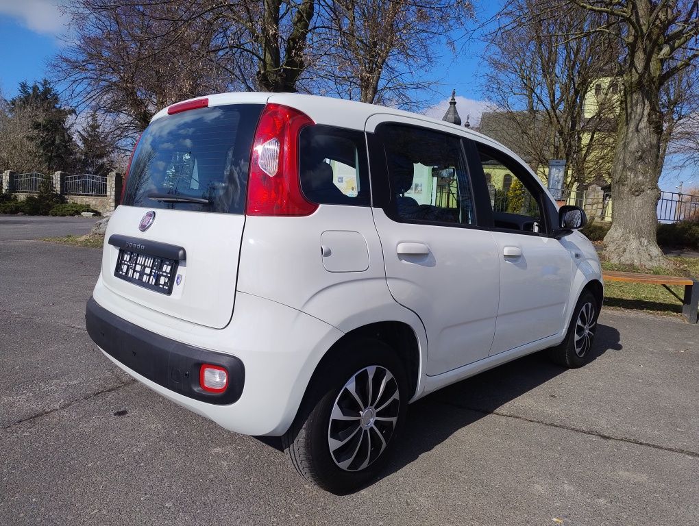 Fiat Panda benzyna Klima Ele szyby tryb CITY Czujniki Parkowania