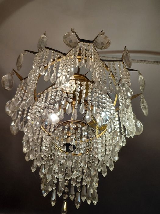 Люстра  хрустальная