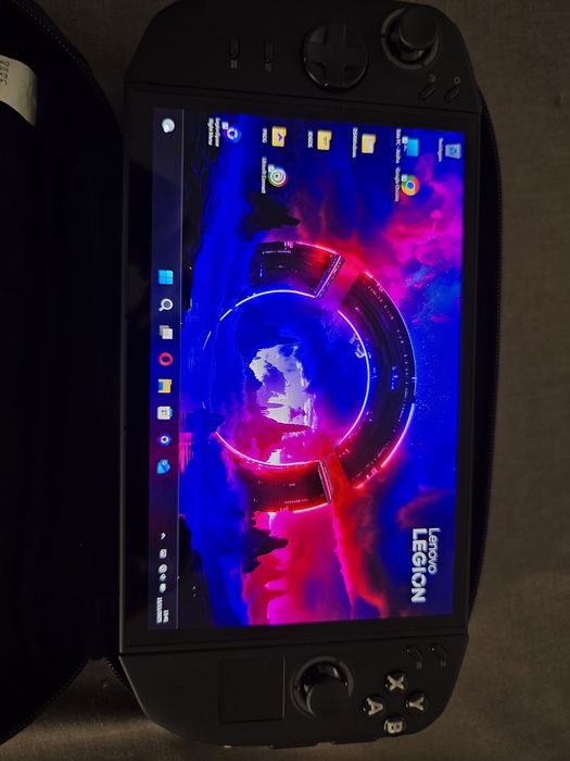 Lenovo Legion Go 2 AMD Ryzen Z2 Extreme 32GB 1TB OLED 8.8"
