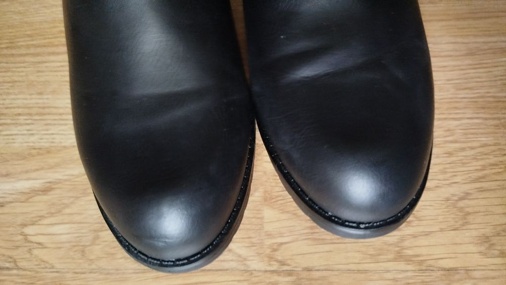 Czarne botki rozmiar 38