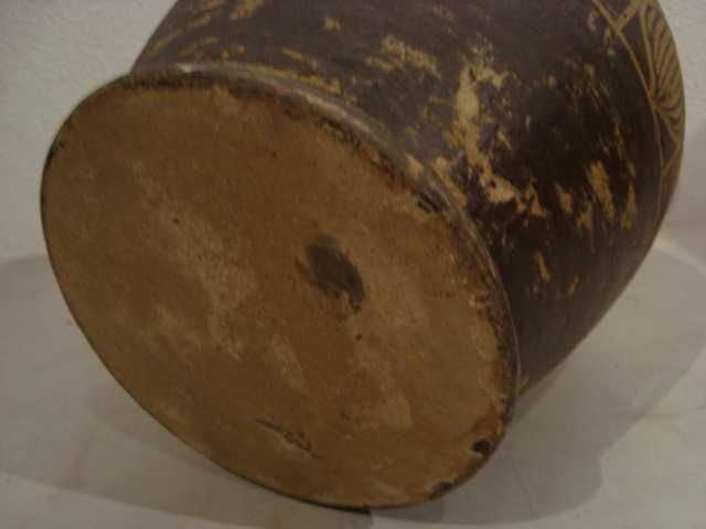 Jarrão em cerâmica de civilização clássica não identificada