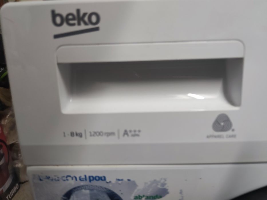 Máquina lavar roupa Beko 8kg