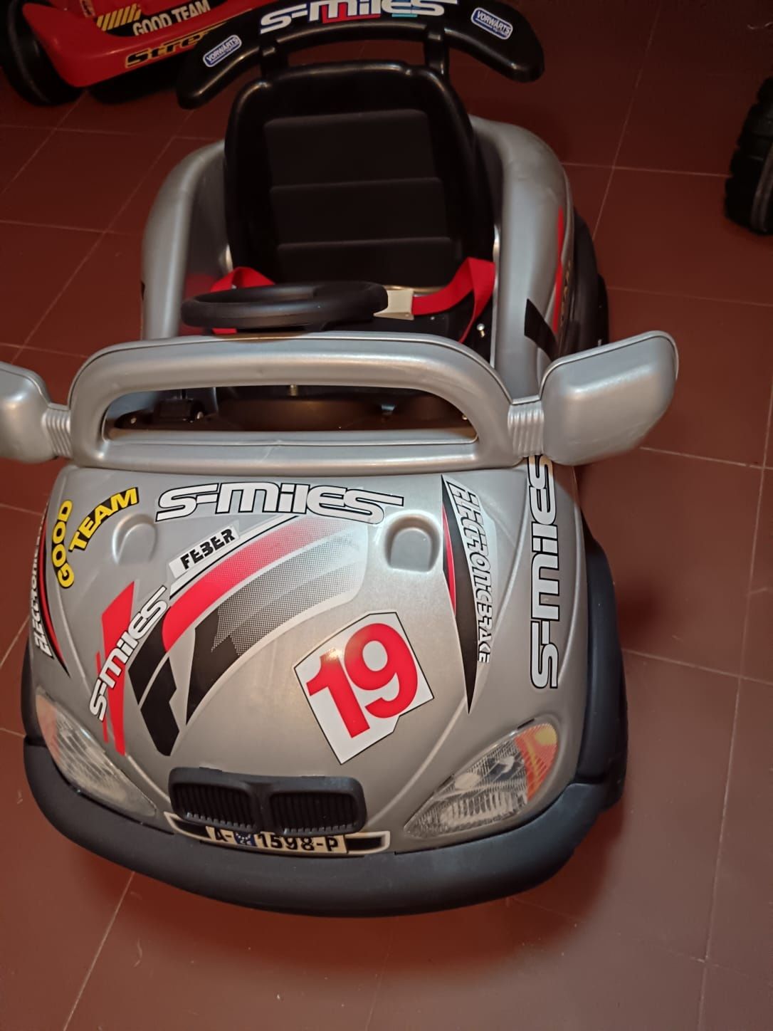 Carros para crianças a bateria