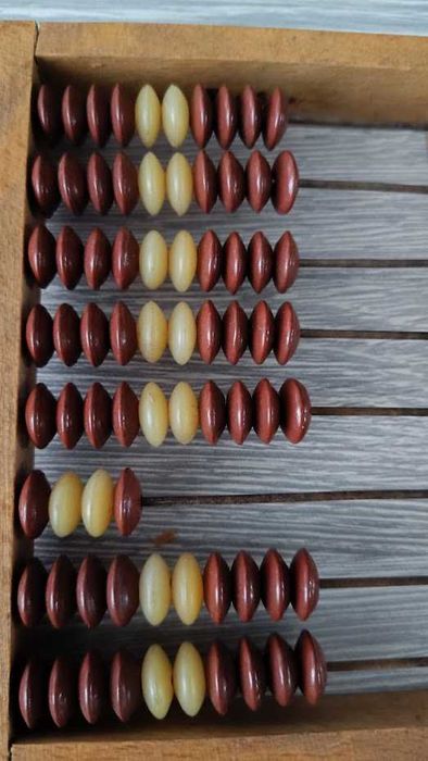 Продам счеты детские деревянные