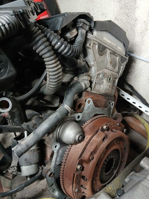 Motor bmw m50b20