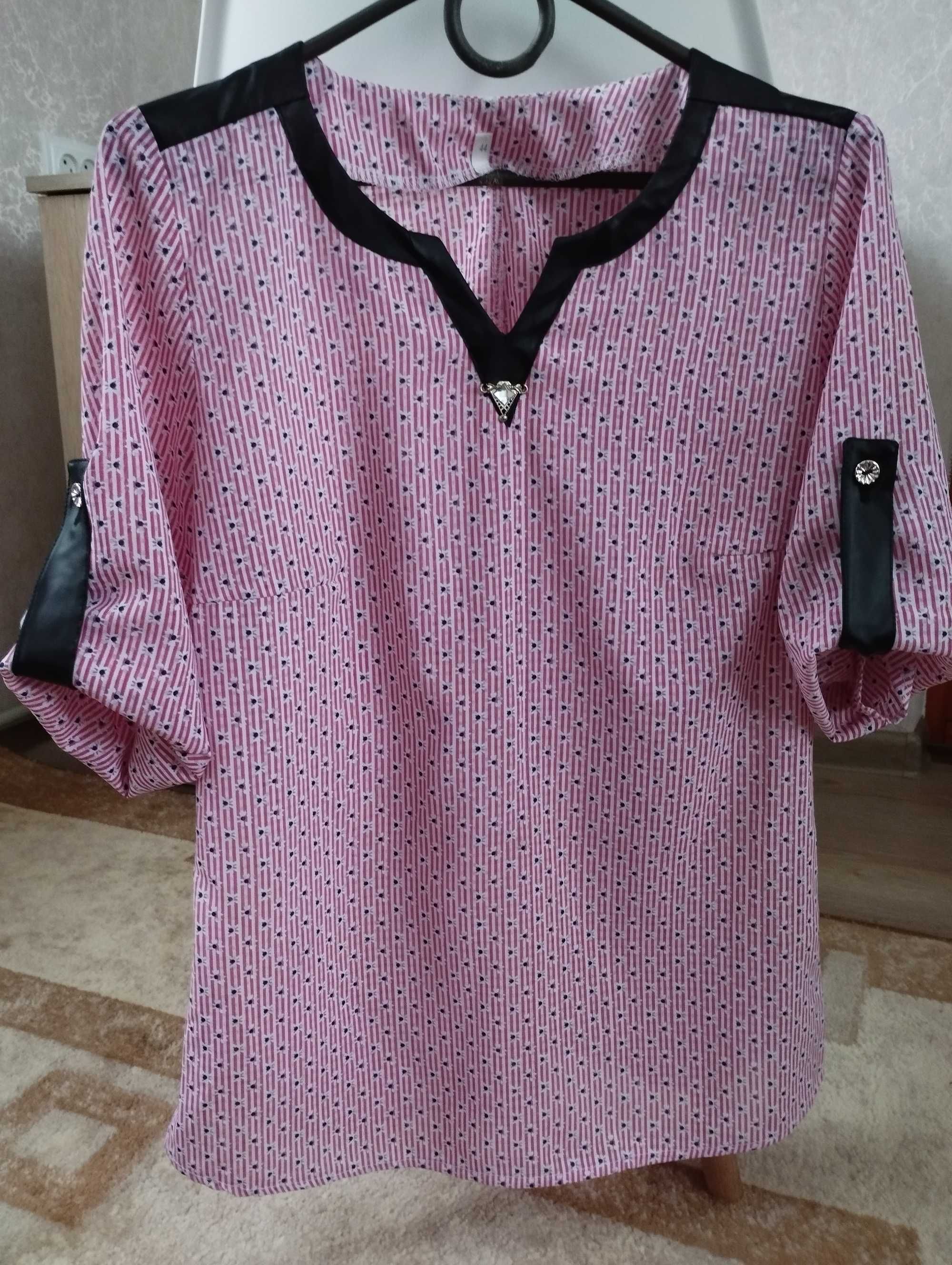 Блуза жіноча 42 -44 розміру