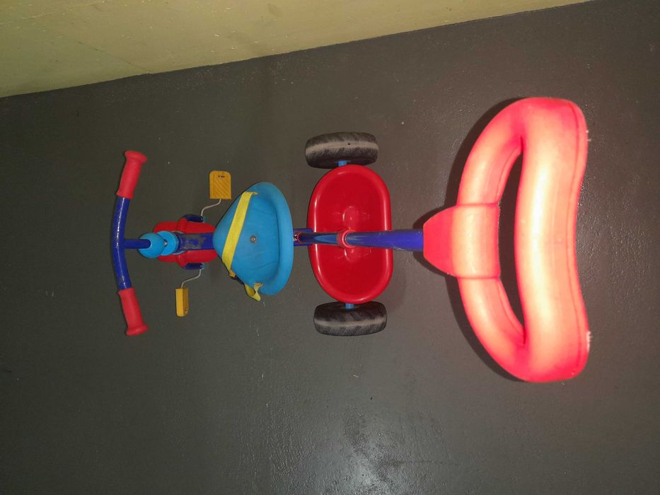 Triciclo de bebé