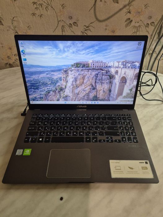 Продам ноутбук asus x509(ідеал)