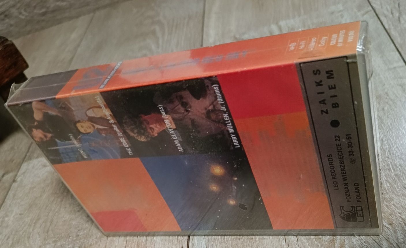 Nowa, zafoliowana kaseta VHS U2 Under a blood Red sky