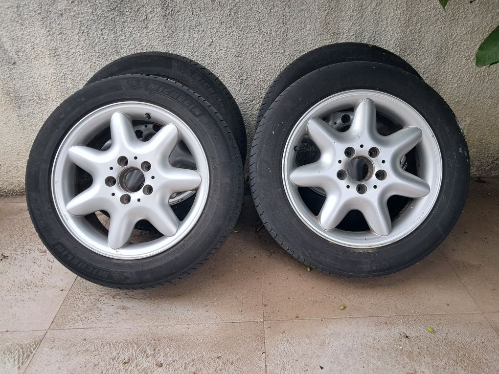 Jantes mercedes com pneus