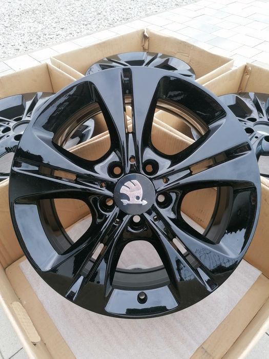 #M9C Alufelgi R17 5x112 ET48 Audi VW Seat Skoda Mercedes Mini