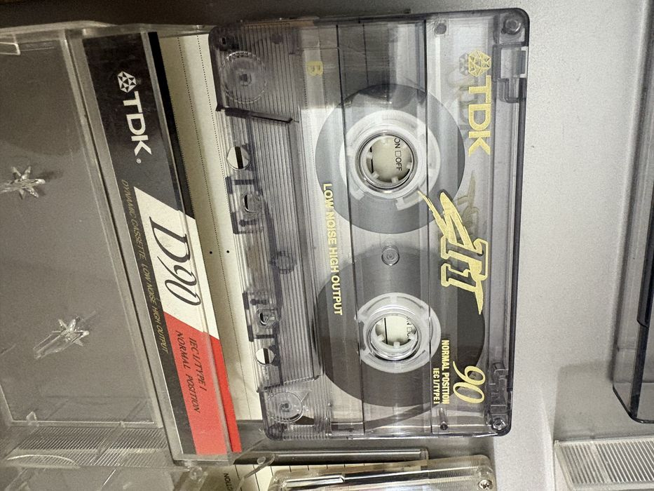 касети TDK лот: TDK SA 90 хром та дві Fe