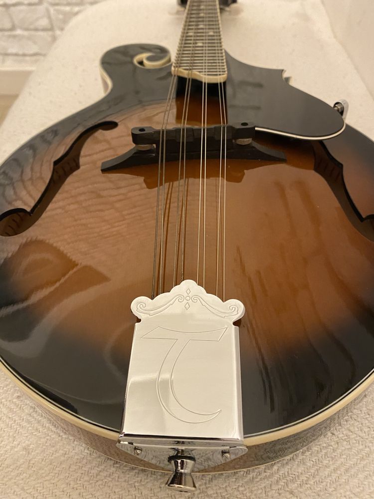 Продаю мандоліну «Tanglewood»