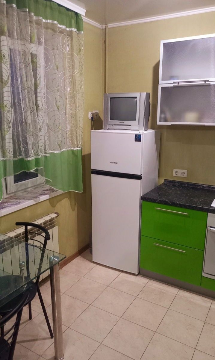 Продам трехкомнатную квартиру  на Бабурке!.