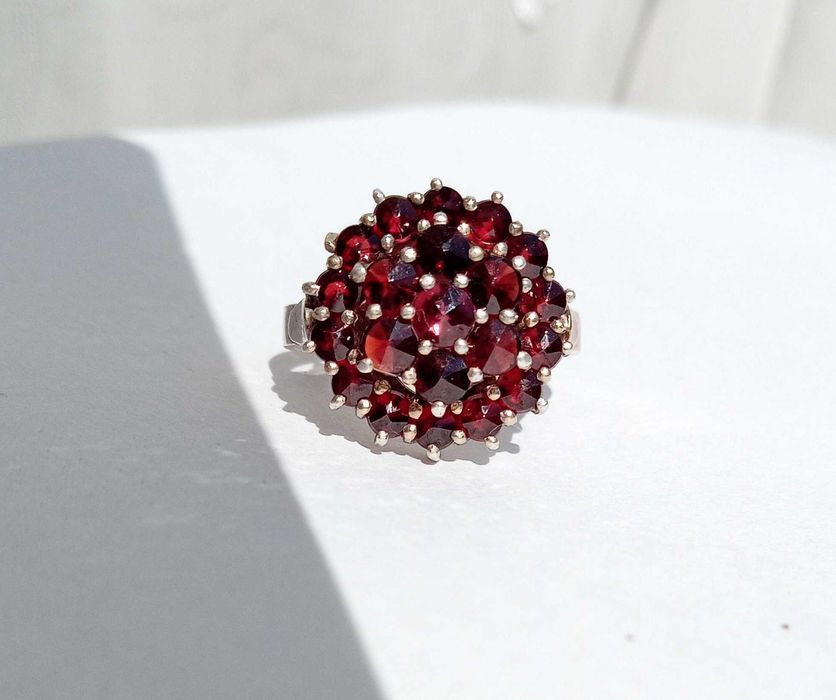 Кольцо з натуральними чеськими гранатами піропами Срібло 900 п, Вінтаж