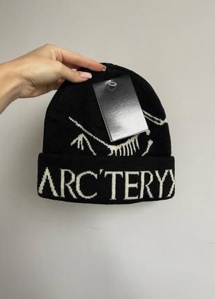 Продам шапки Арктерікс