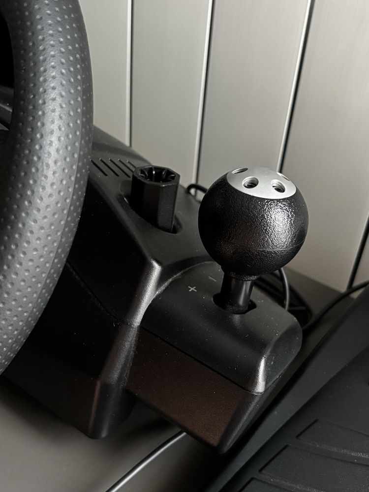 Kierownica Logitech Driving Force GT