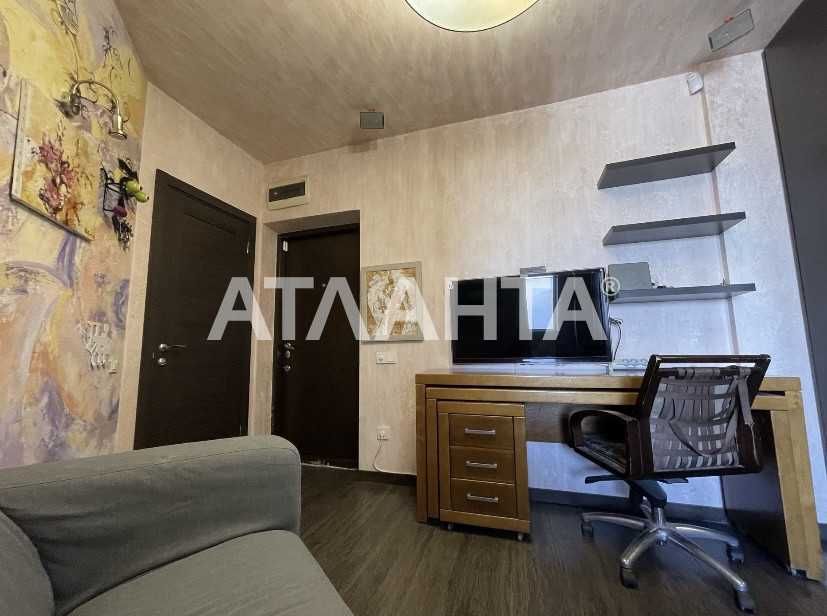 Продам однокомнатную квартиру в новострое в Центре
