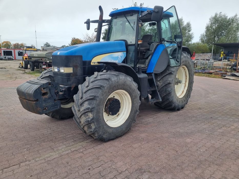 New Holland TM 190