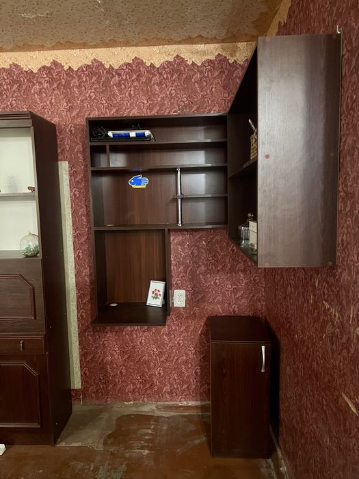 Стулья/офисная мебель/шкаф