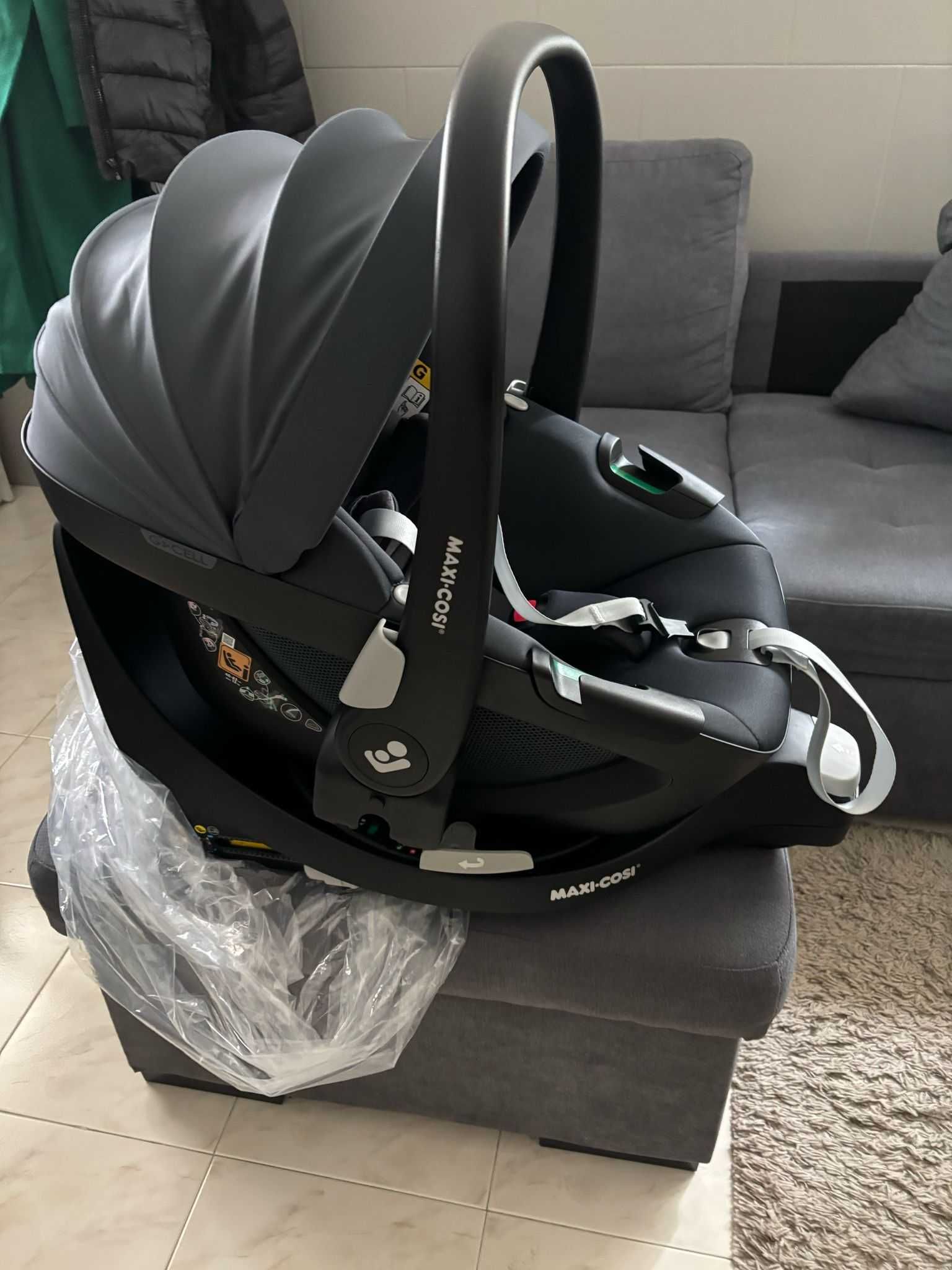 Ovo Maxi Cosi Pebble 360 + Base ISOFIX FamilyFix 360