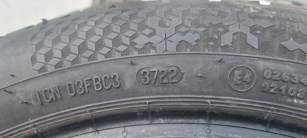 Зимова гума Continental WinterContact 205/55 R17