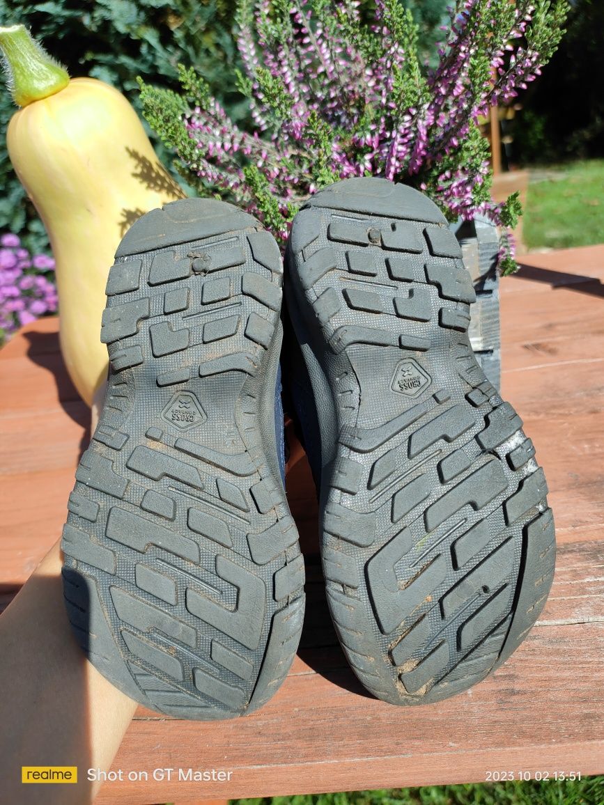 Przejściowe buty Quechua 26 adidasy dziewczynka rzepy 16,3 cm