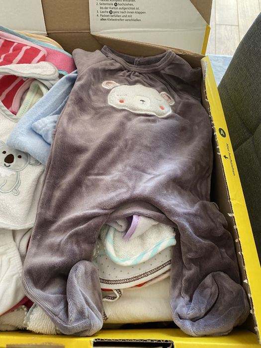 Paczka ubranek niemowlęcych