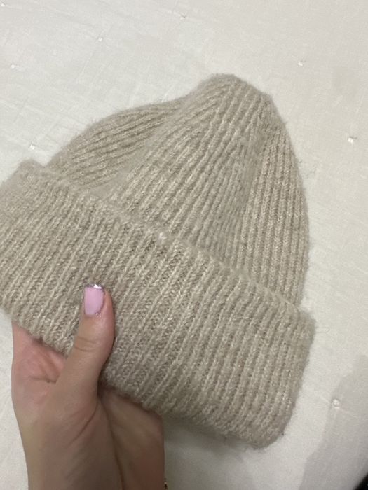 Шапка ZARA в ідеальному стані