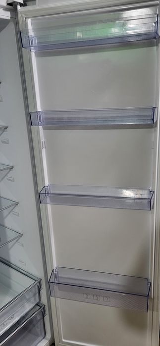 Однокамерний холодильник Beko RSNE445E22