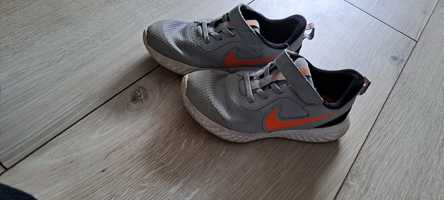 Buty adidasy dla dziecka rozm. 33 NIKE