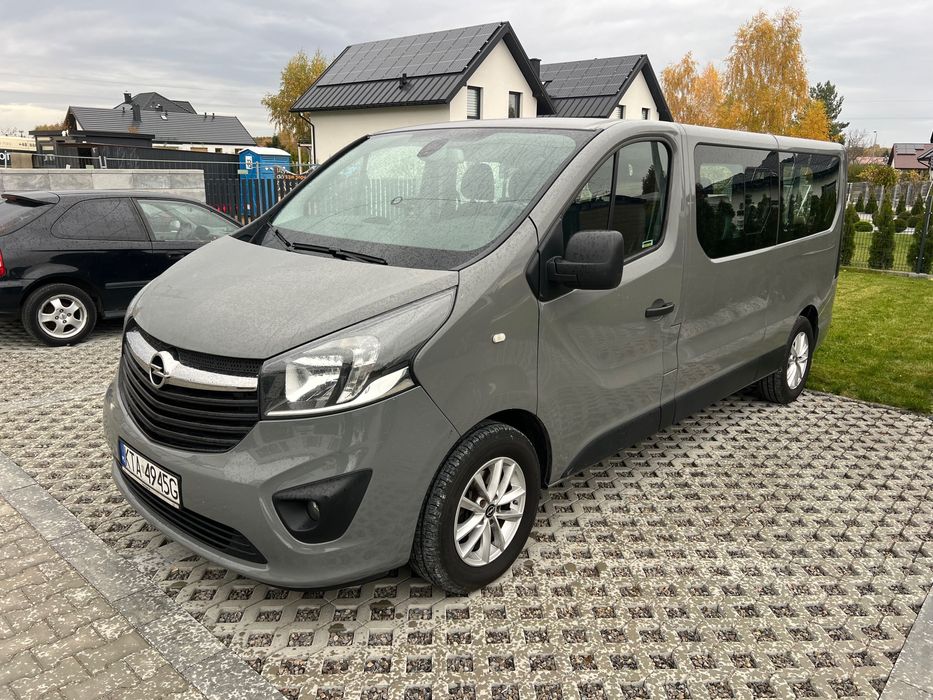 Opel Vivaro B 1.6 BiTurbo 9 Osobowy Long 2x Klima Mały Przebieg Tarnów