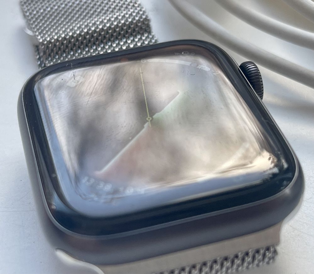 Apple Watch Series 5 44mm Space Gray