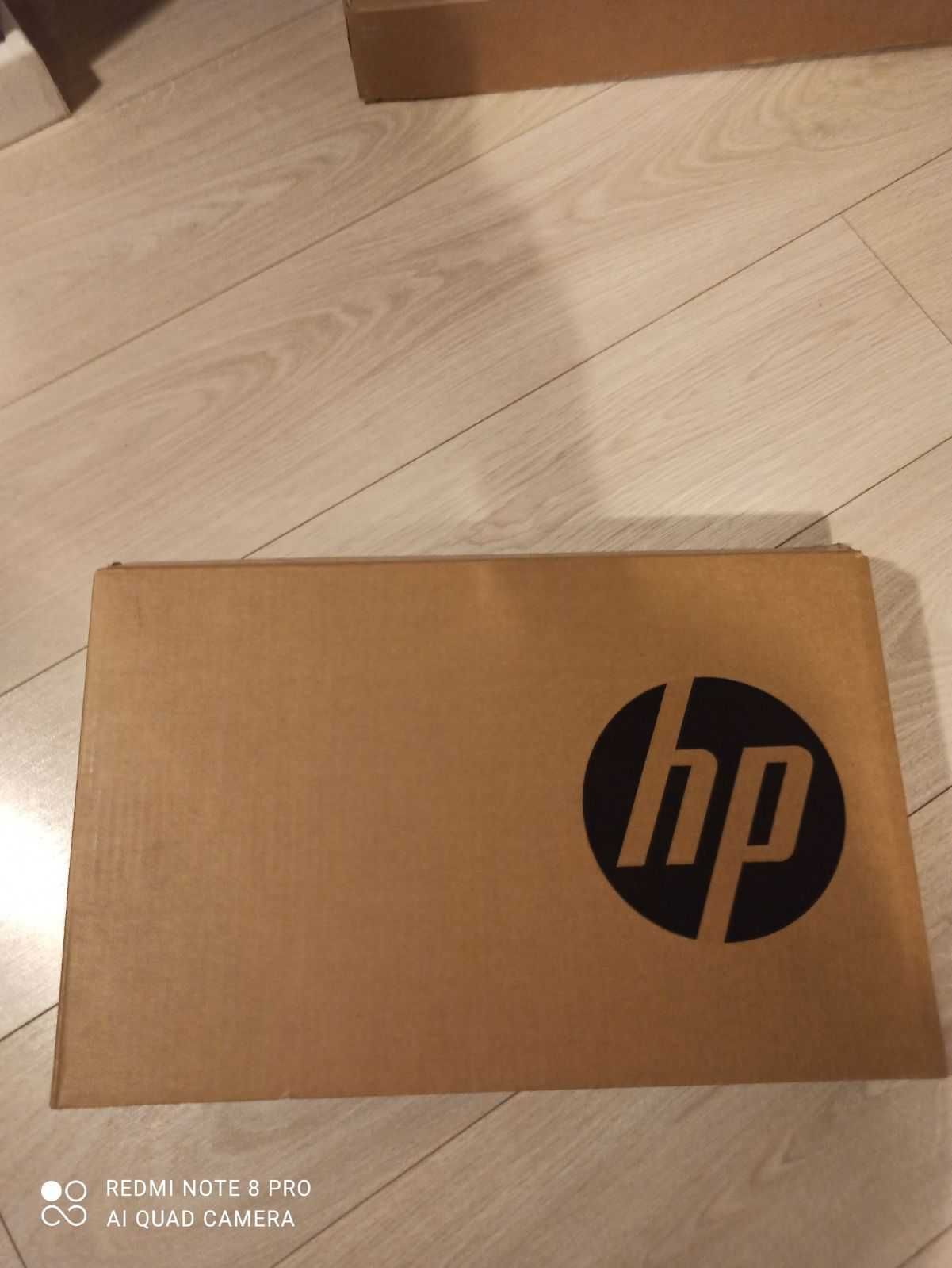 Laptop HP plus drukarka