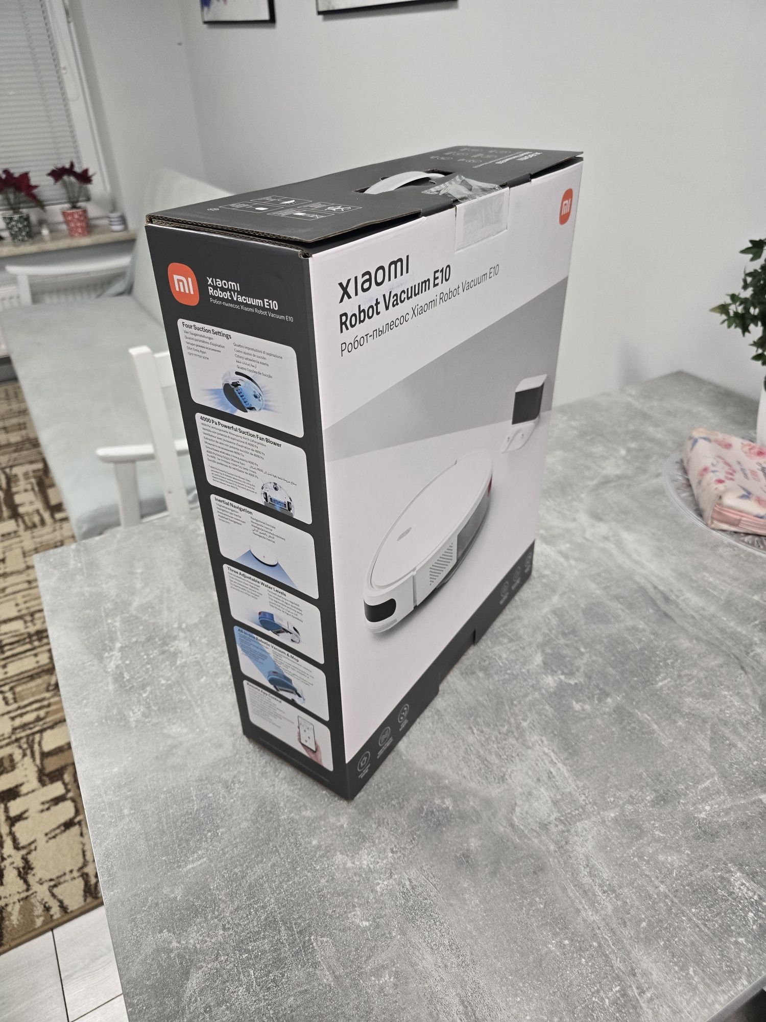 Pudełko wraz z instrukcjami Xiaomi Robot Vacuum E10