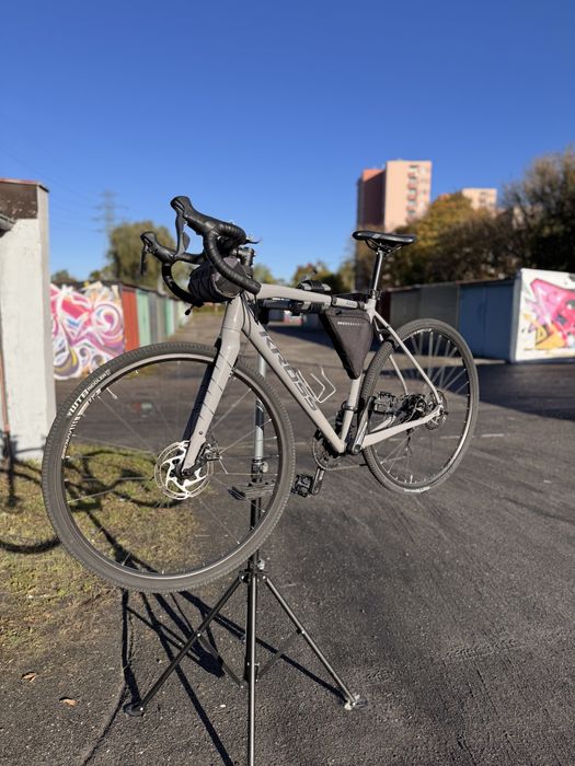 Kross Esker 1.0 Gravel – rozmiar L, koła 28”