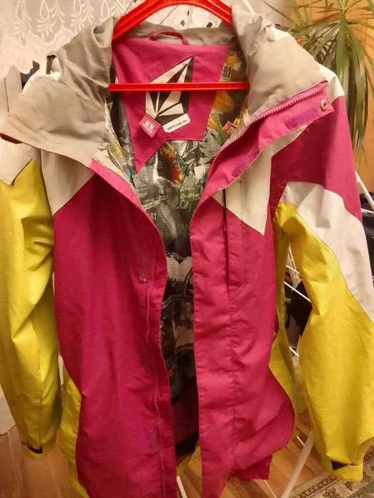 Kurtka snowboardowa/narciarska damska Volcom Nimbus15 000mm/10000gm