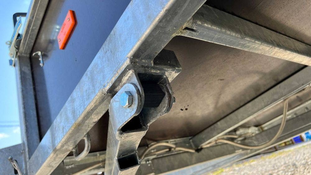 Прицеп до легкового авто одновісний оцинкований 2,5 x1,25м, борт 40см