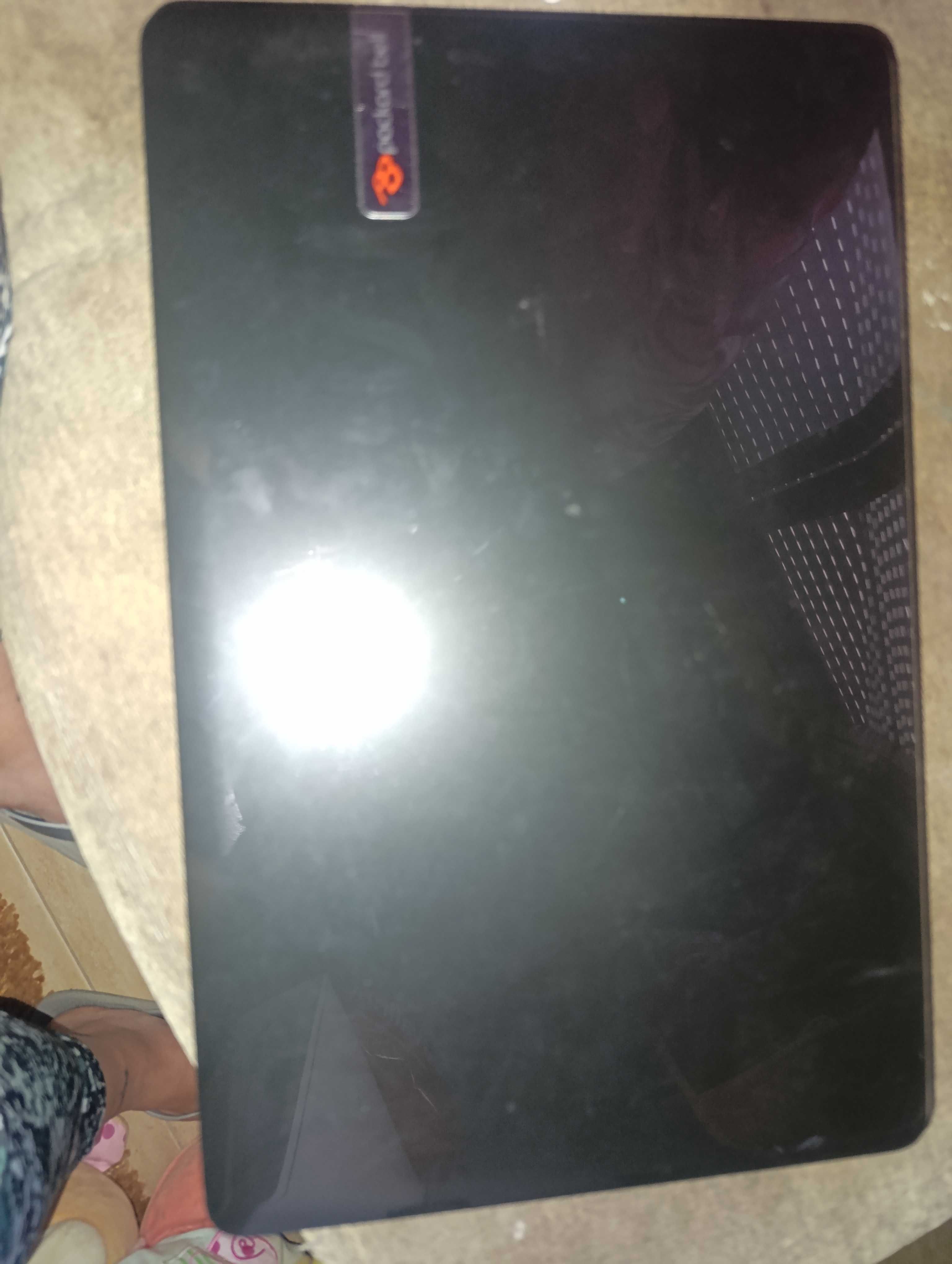 Vendo computador portátil novo