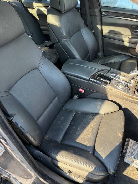 Салон торпедо карта BMW 540 руль