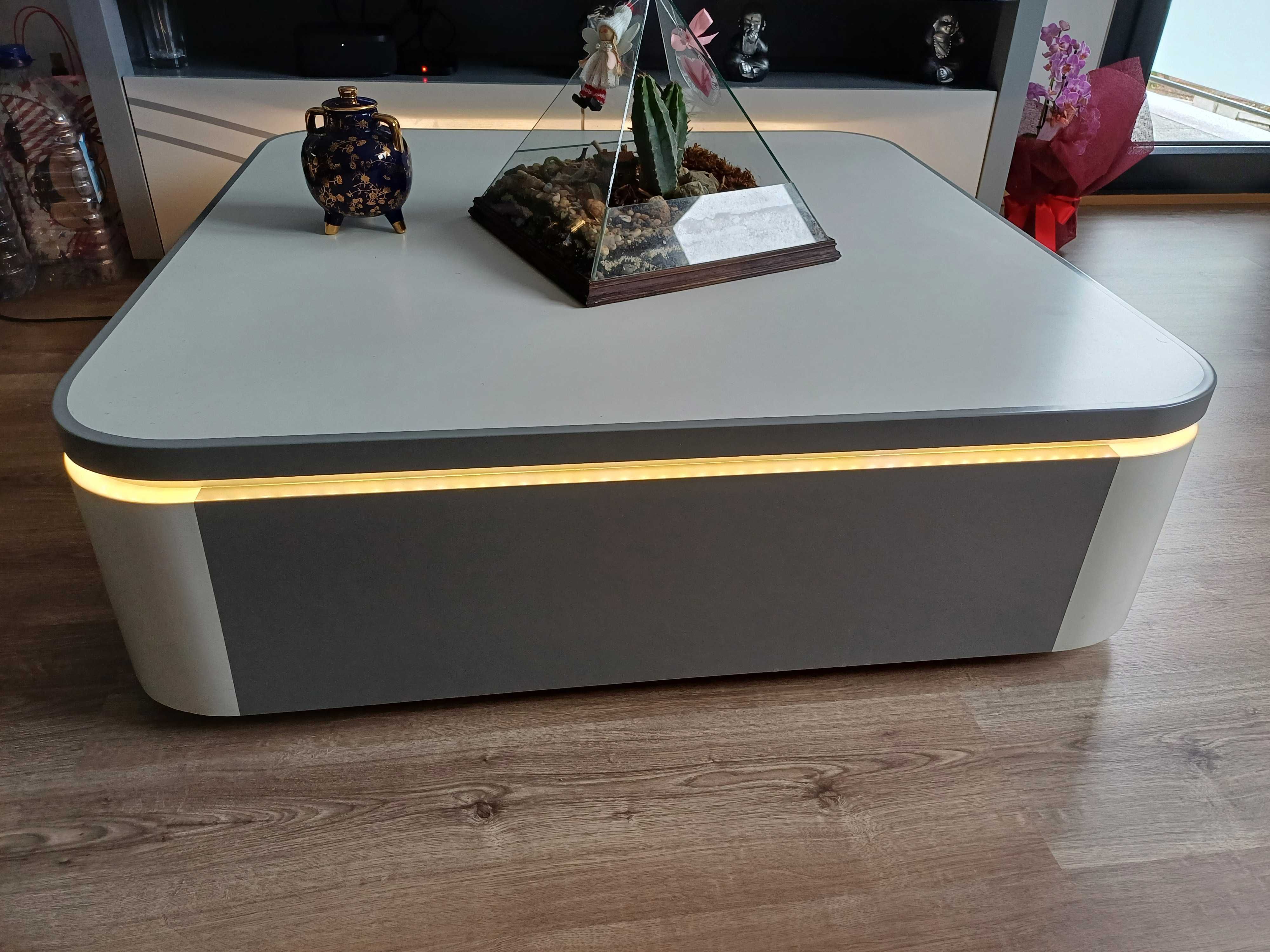 Mesa de centro com luz led