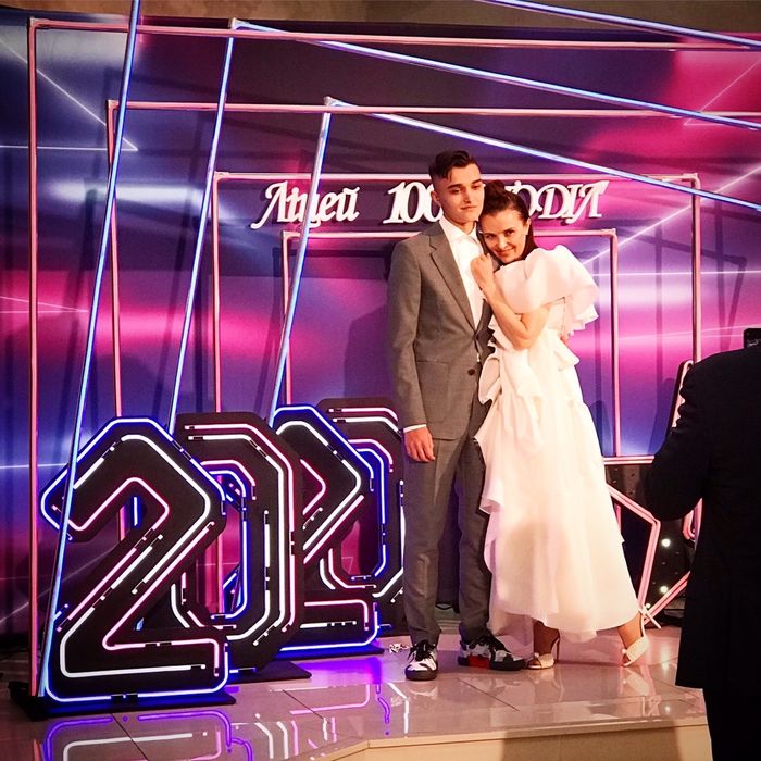 ФОТОЗОНА випускний 8000грн ТУНЕЛЬ неоновая новый год