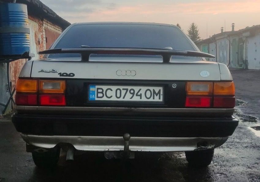Ауді 100 Audi 100 автомобіль авто